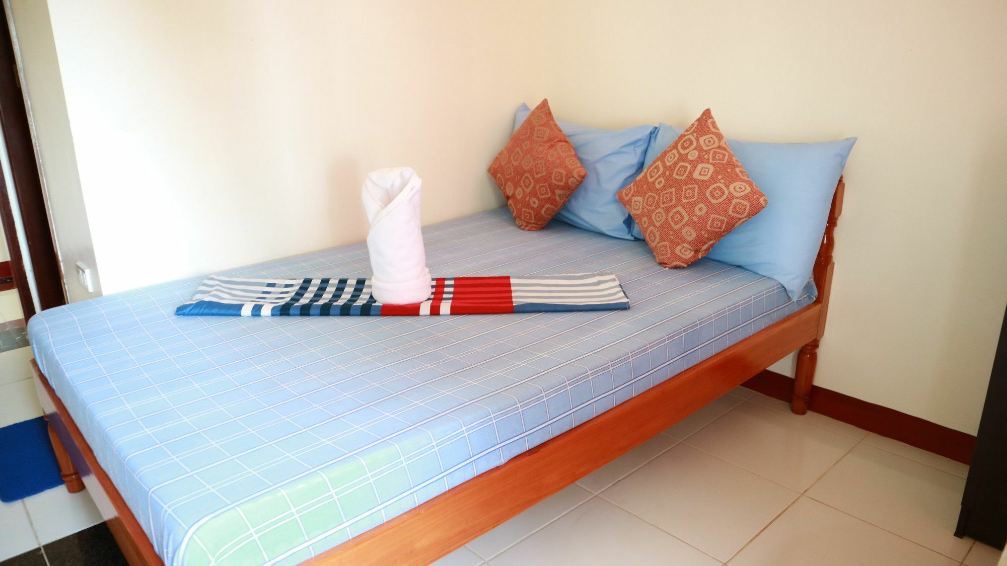 C Tower Studio Apartments Puerto Princesa Extérieur photo